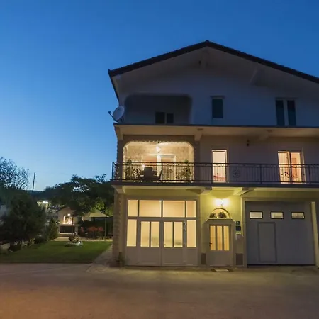 Lux Podbablje