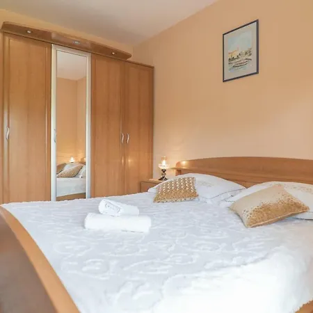 Villa Lux *
